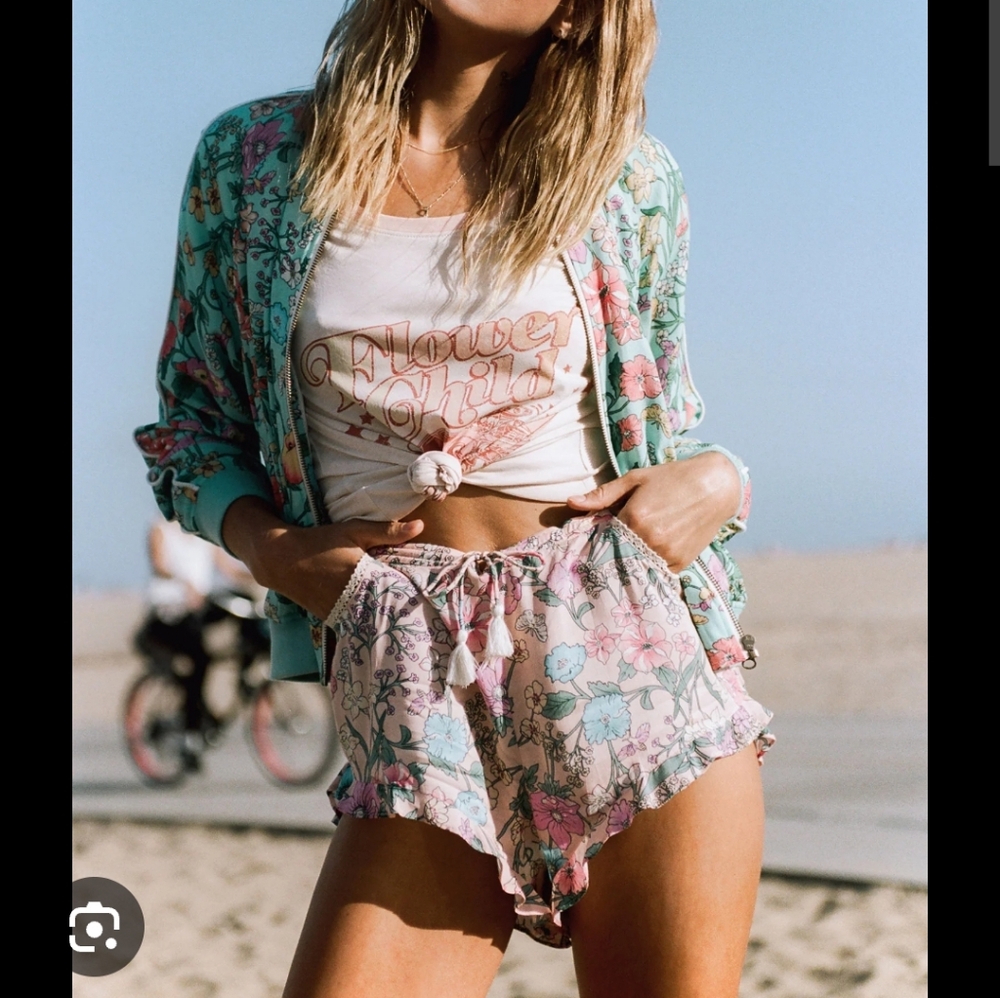 Spell Flower Child Shorts M